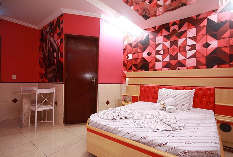 Motel Vison กัวรูยุส ภายนอก รูปภาพ